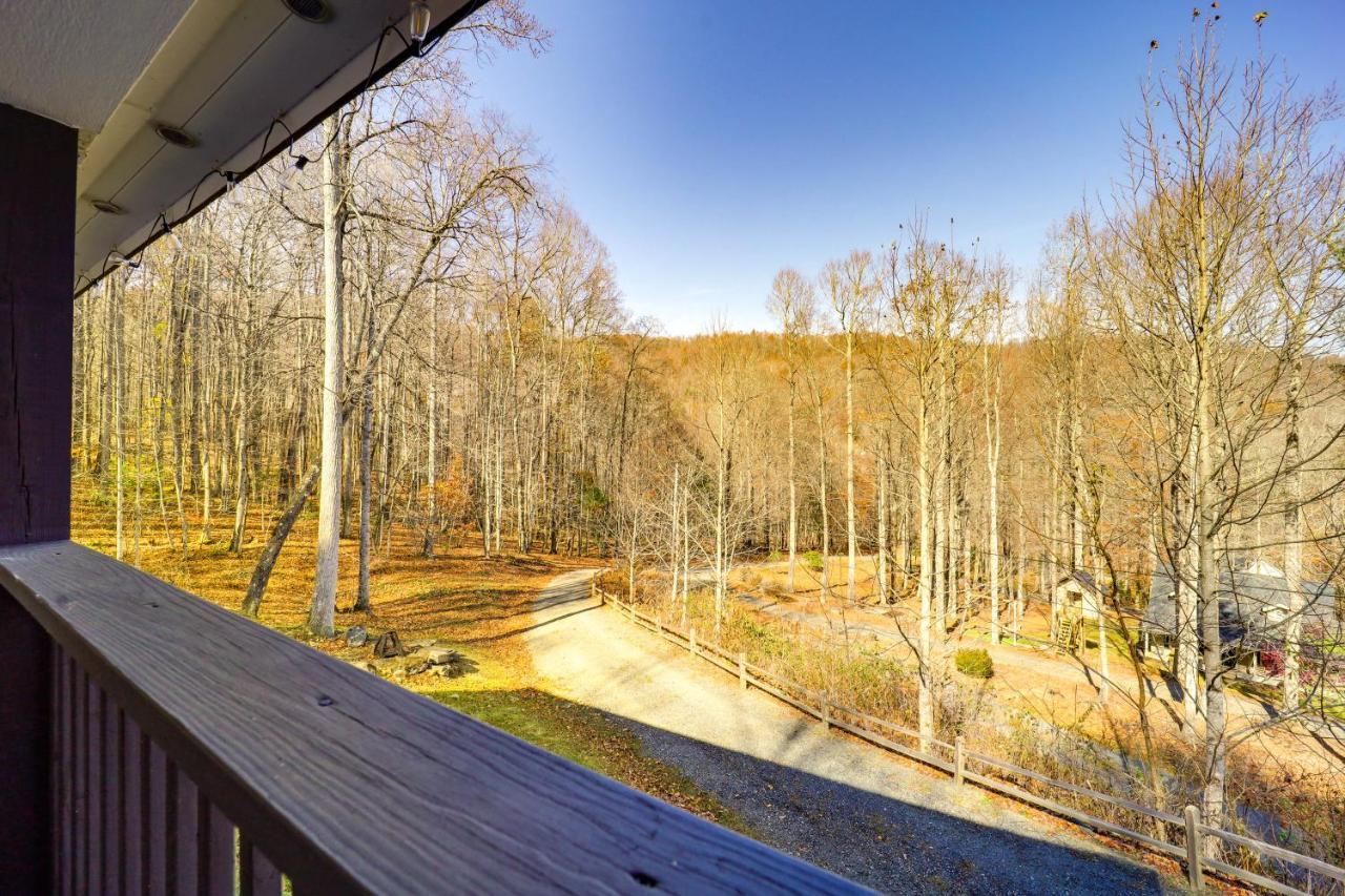 Pet-Friendly Spruce Pine Cabin With Private Fire Pit Exterior photo